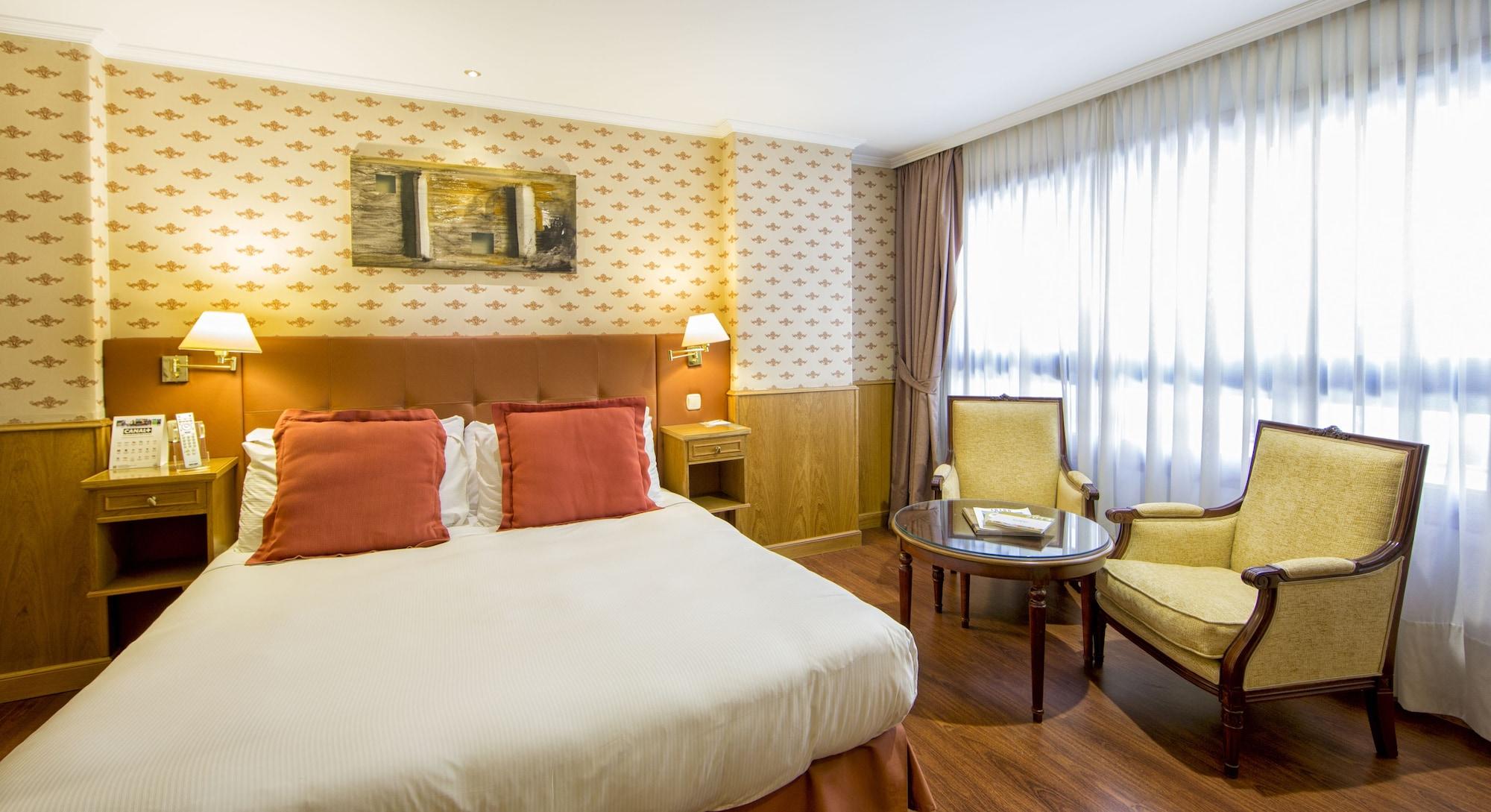 Eurostars Araguaney Otel Santiago de Compostela Dış mekan fotoğraf A room at the hotel