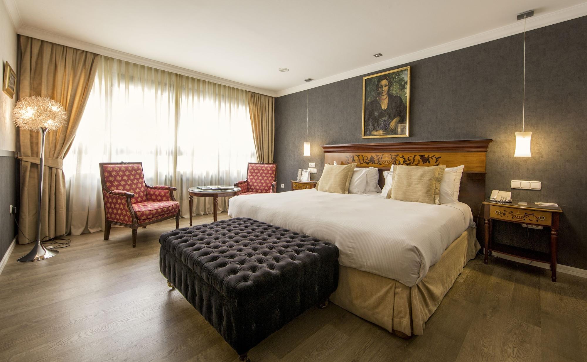 Eurostars Araguaney Otel Santiago de Compostela Dış mekan fotoğraf Deluxe Room